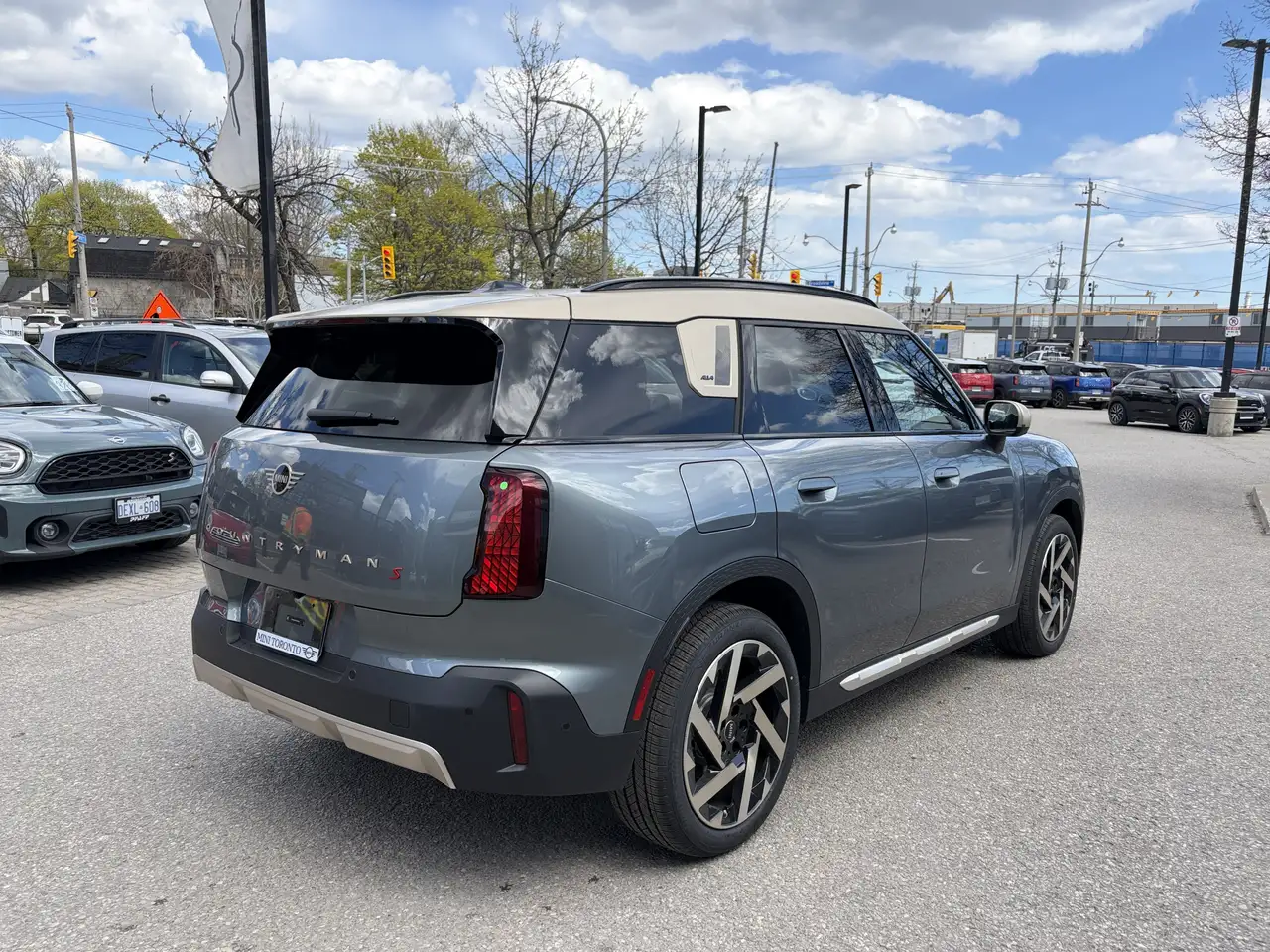MINI Countryman снимка MINI Countryman