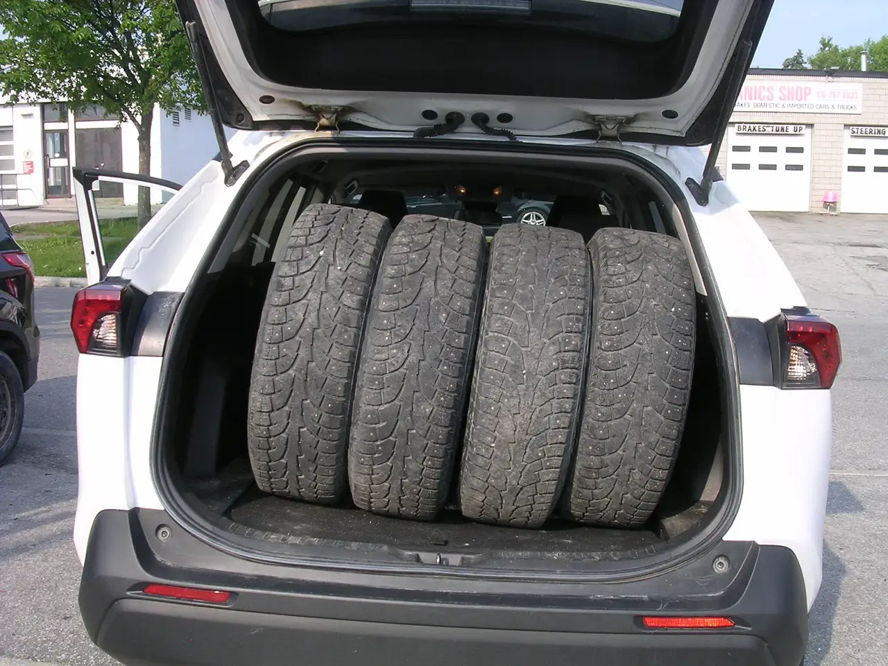 Toyota RAV 4 снимка Toyota RAV 4
