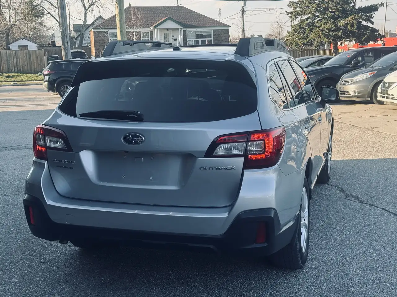 Subaru OUTBACK photo Subaru OUTBACK