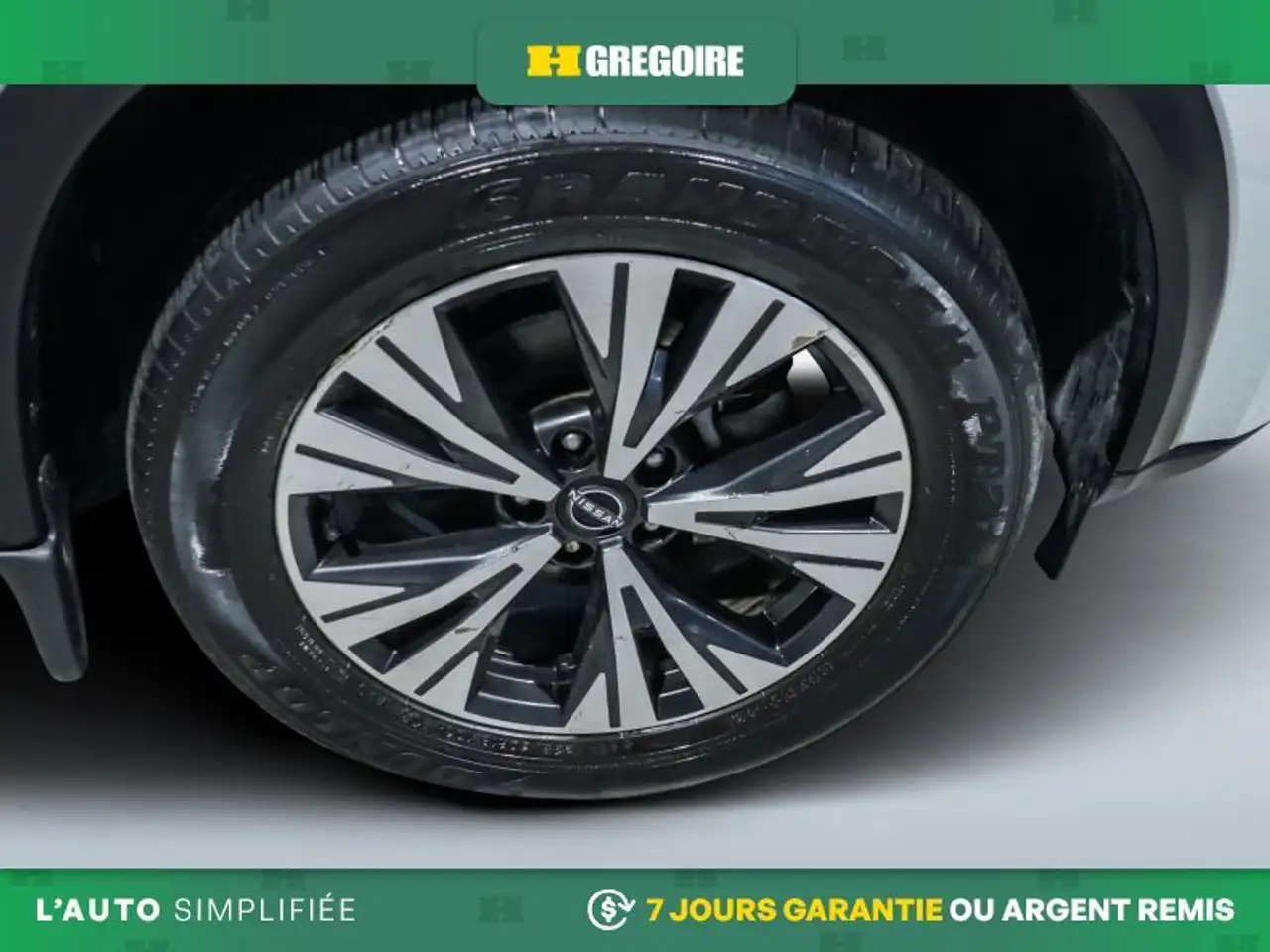 Nissan Rogue photo Nissan Rogue