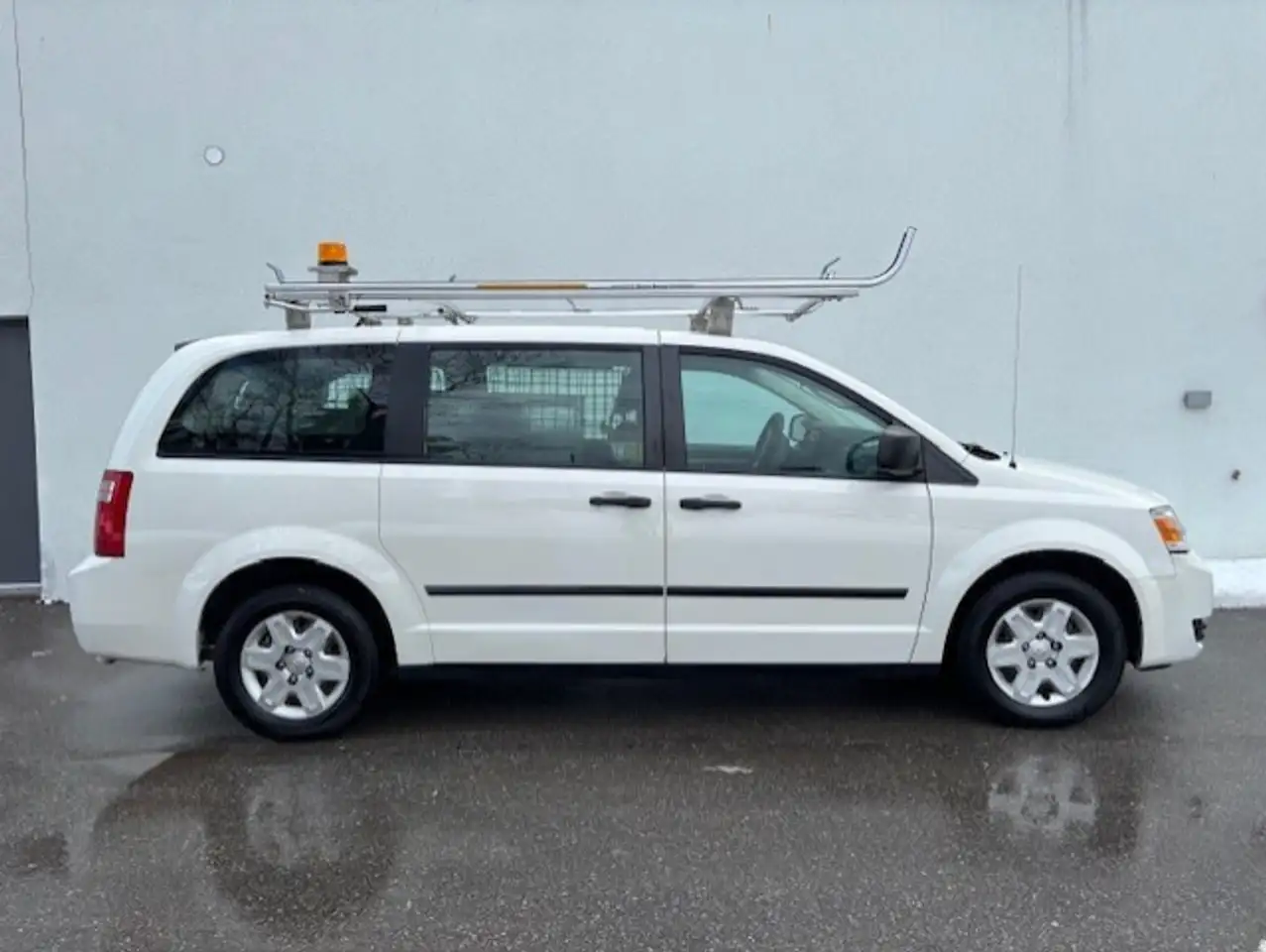 Dodge Grand Caravan снимка Dodge Grand Caravan