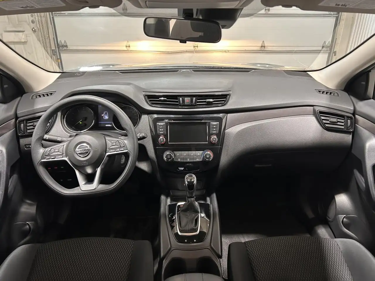 Nissan Qashqai снимка Nissan Qashqai