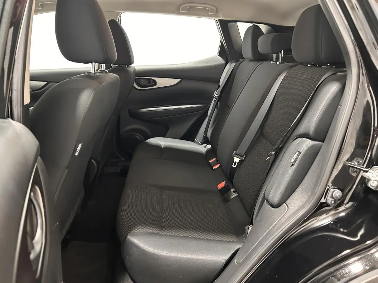 Nissan Qashqai снимка Nissan Qashqai