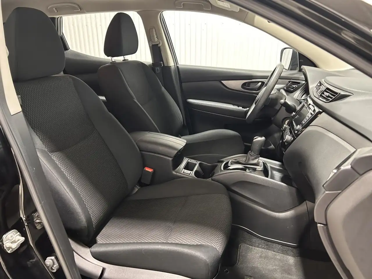 Nissan Qashqai снимка Nissan Qashqai