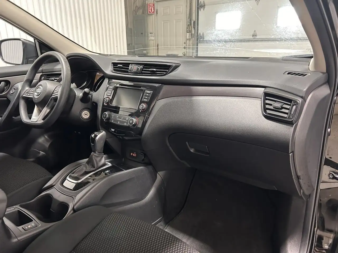 Nissan Qashqai снимка Nissan Qashqai