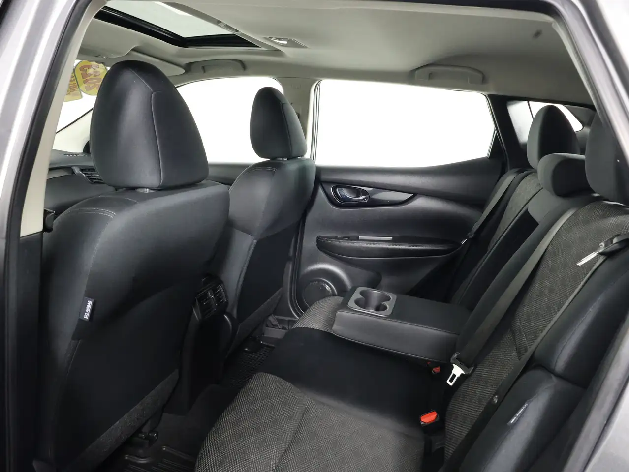 Nissan Qashqai снимка Nissan Qashqai