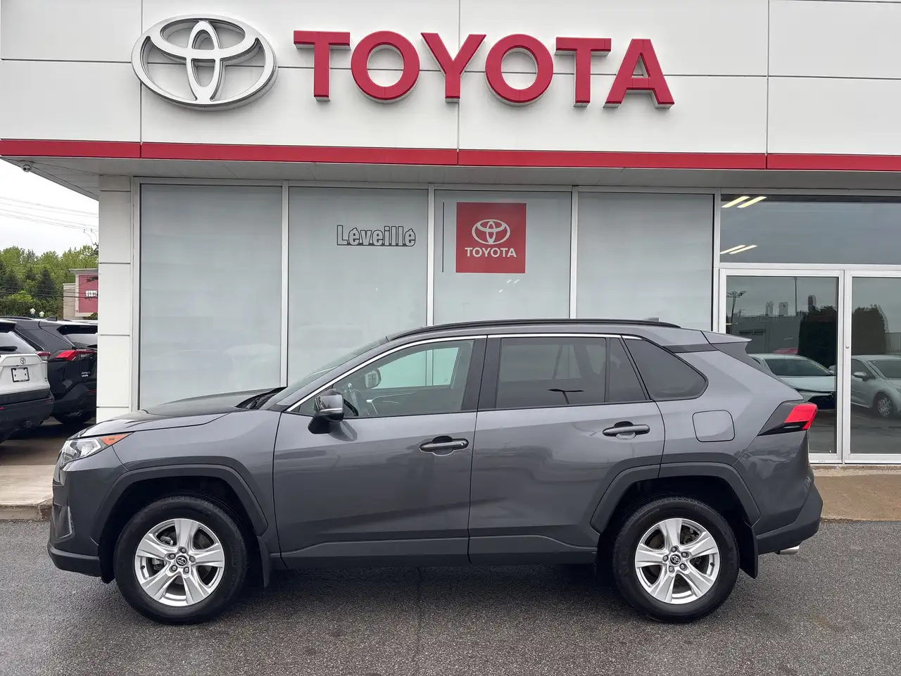 Toyota RAV 4 снимка Toyota RAV 4