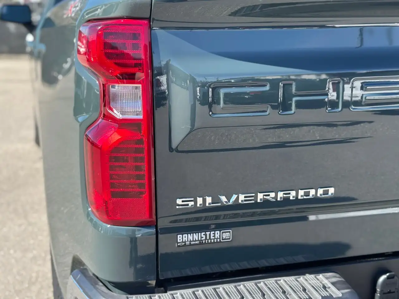 Chevrolet Silverado 1500 снимка Chevrolet Silverado 1500