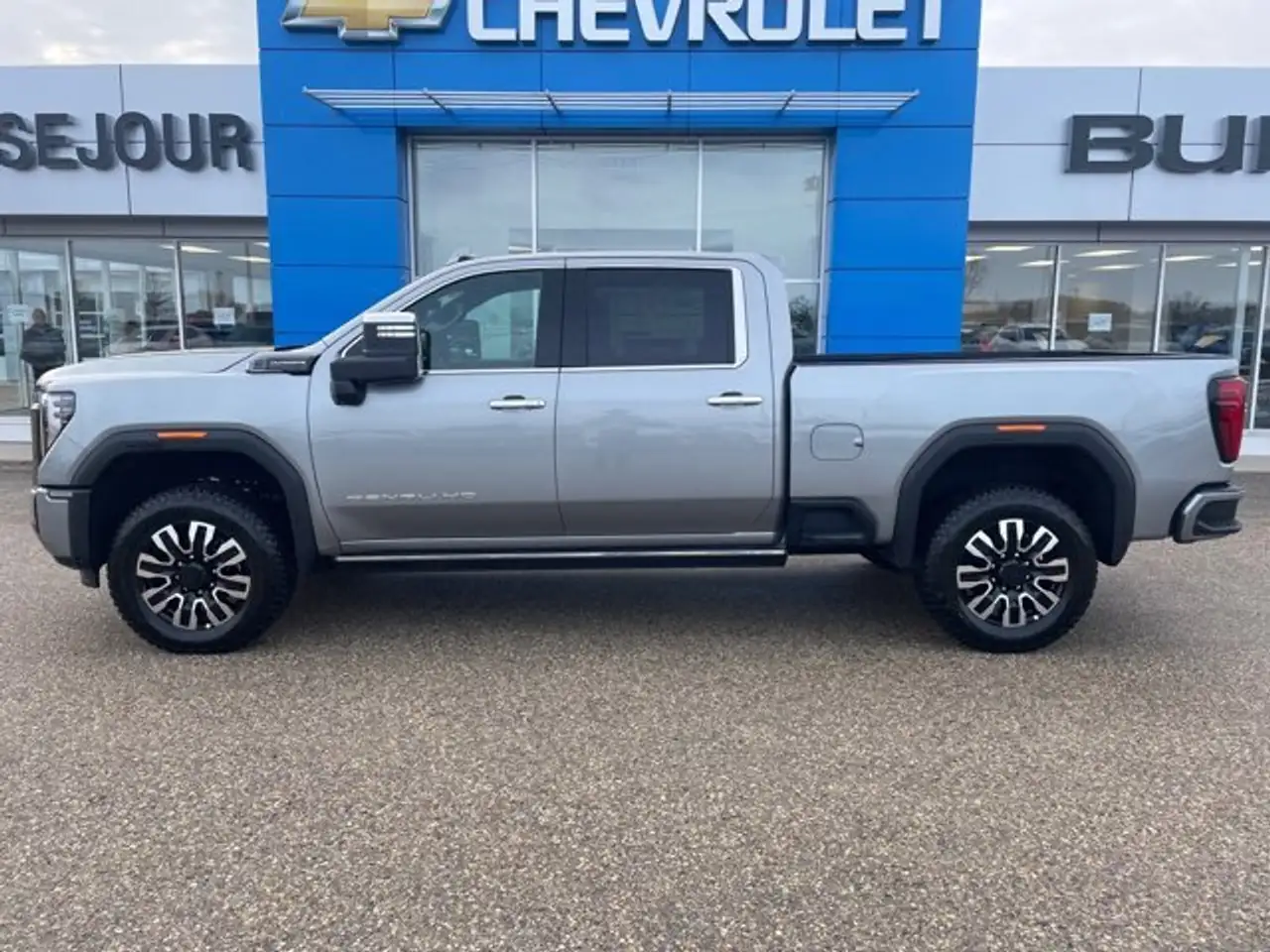 GMC Sierra 2500HD снимка GMC Sierra 2500HD
