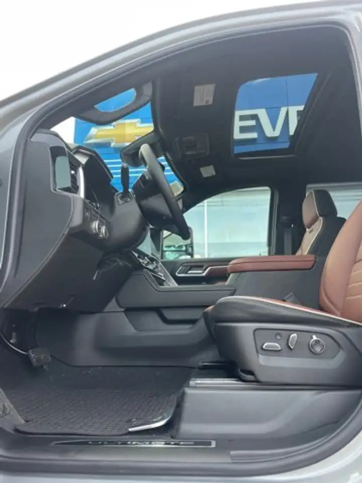 GMC Sierra 2500HD снимка GMC Sierra 2500HD