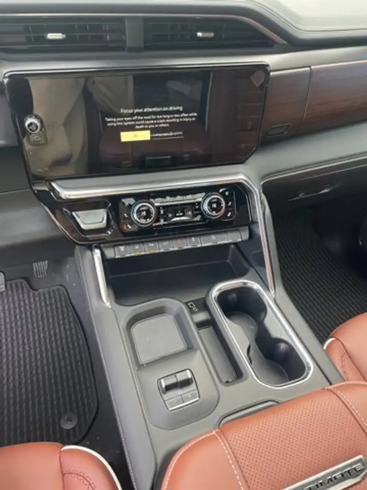 GMC Sierra 2500HD снимка GMC Sierra 2500HD