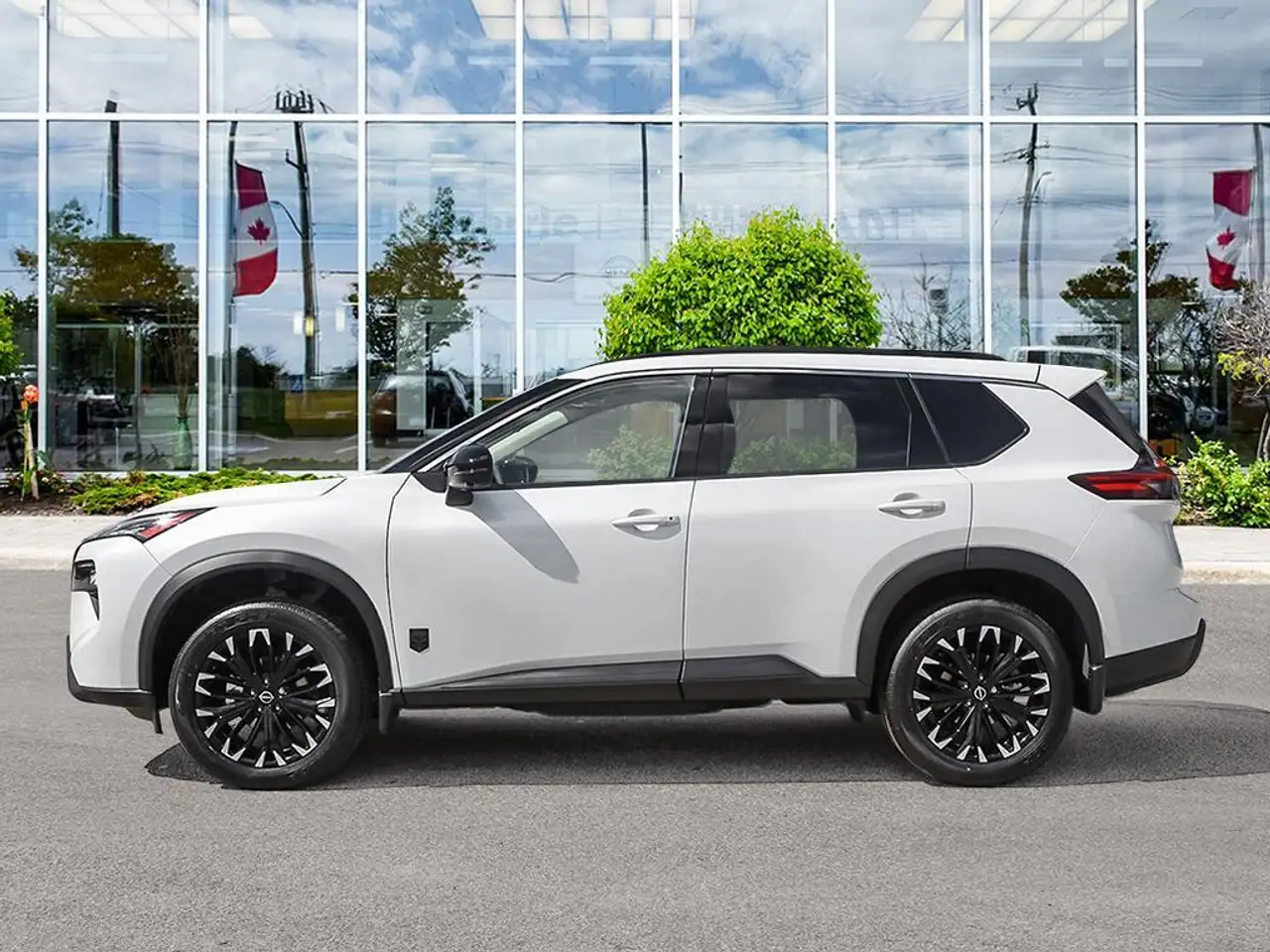 Nissan Rogue снимка Nissan Rogue