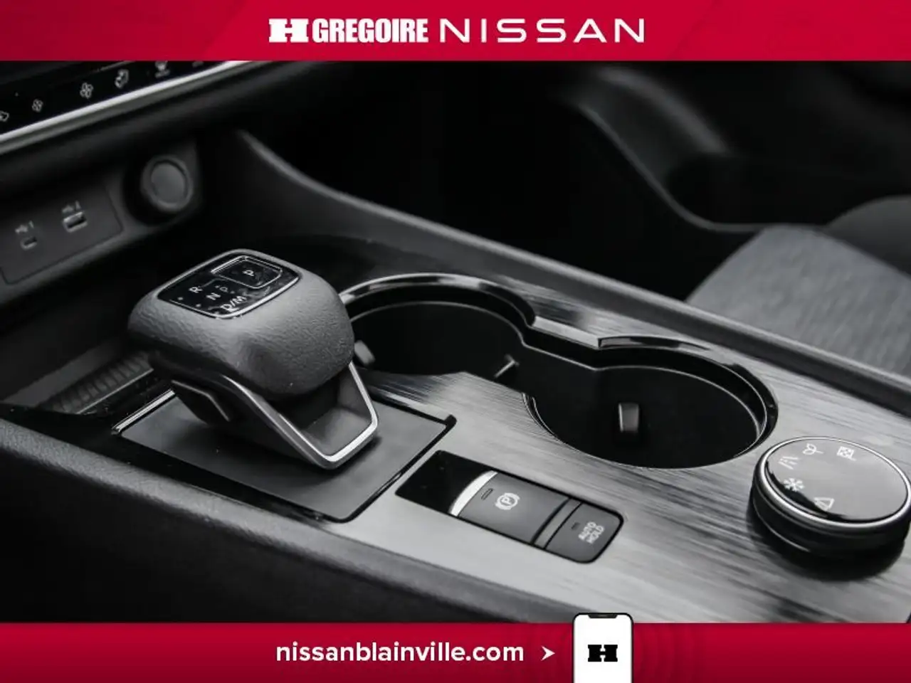 Nissan Rogue fotografie Nissan Rogue