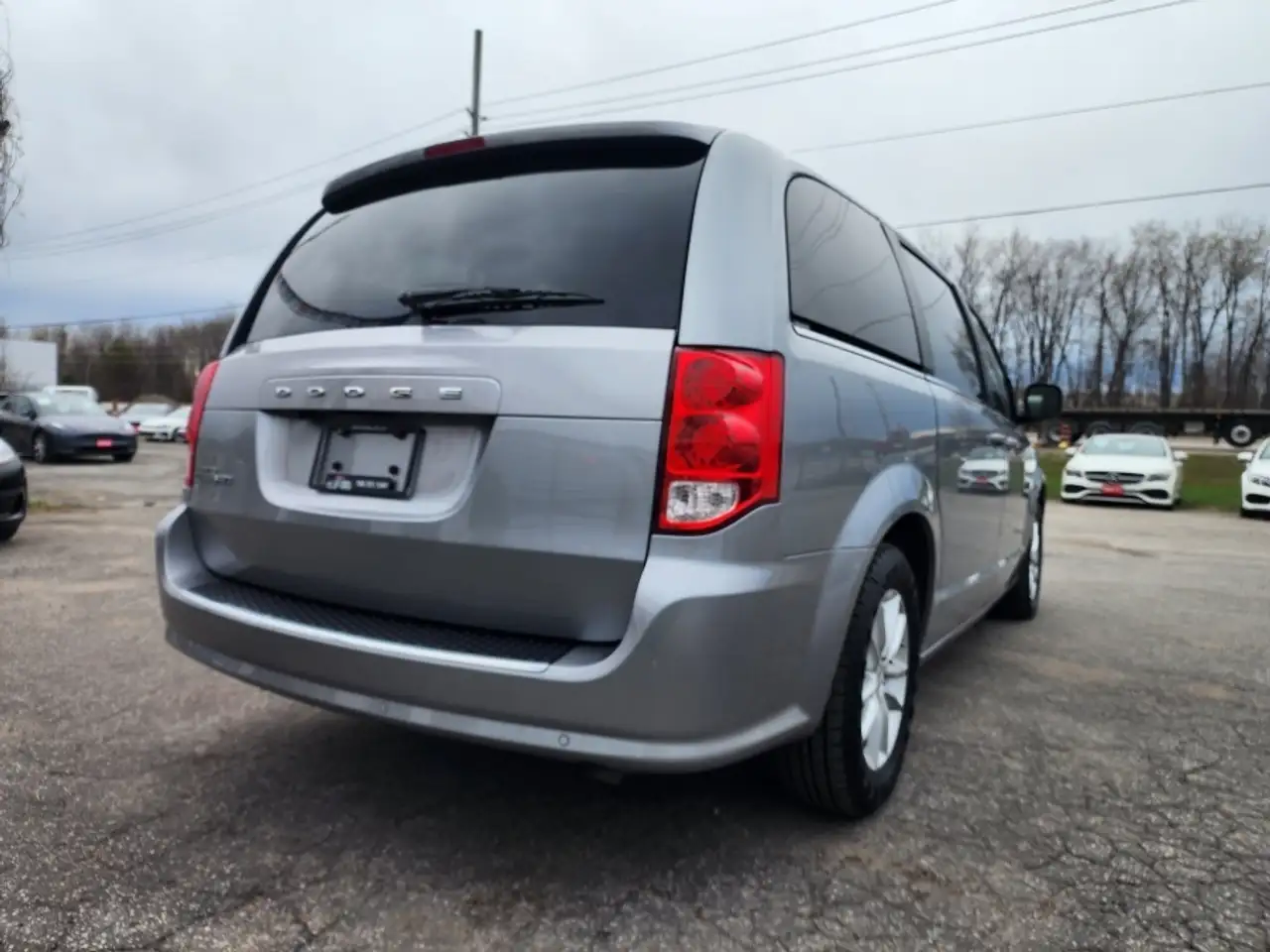 Dodge Grand Caravan fotografie Dodge Grand Caravan