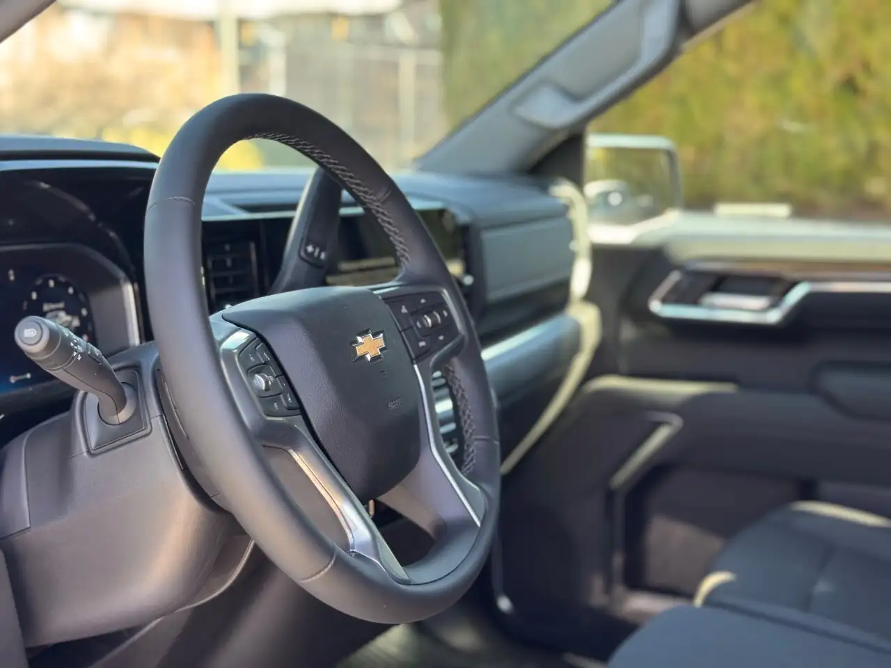 Chevrolet Silverado 1500 снимка Chevrolet Silverado 1500