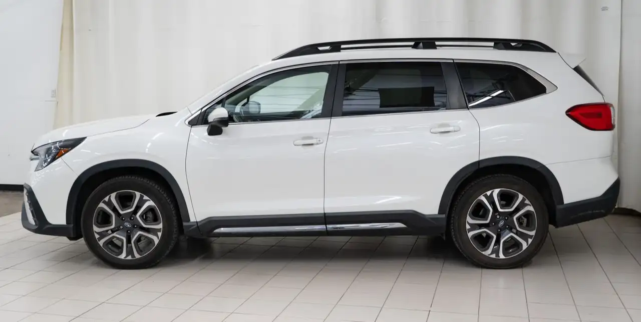 Subaru Ascent photo Subaru Ascent