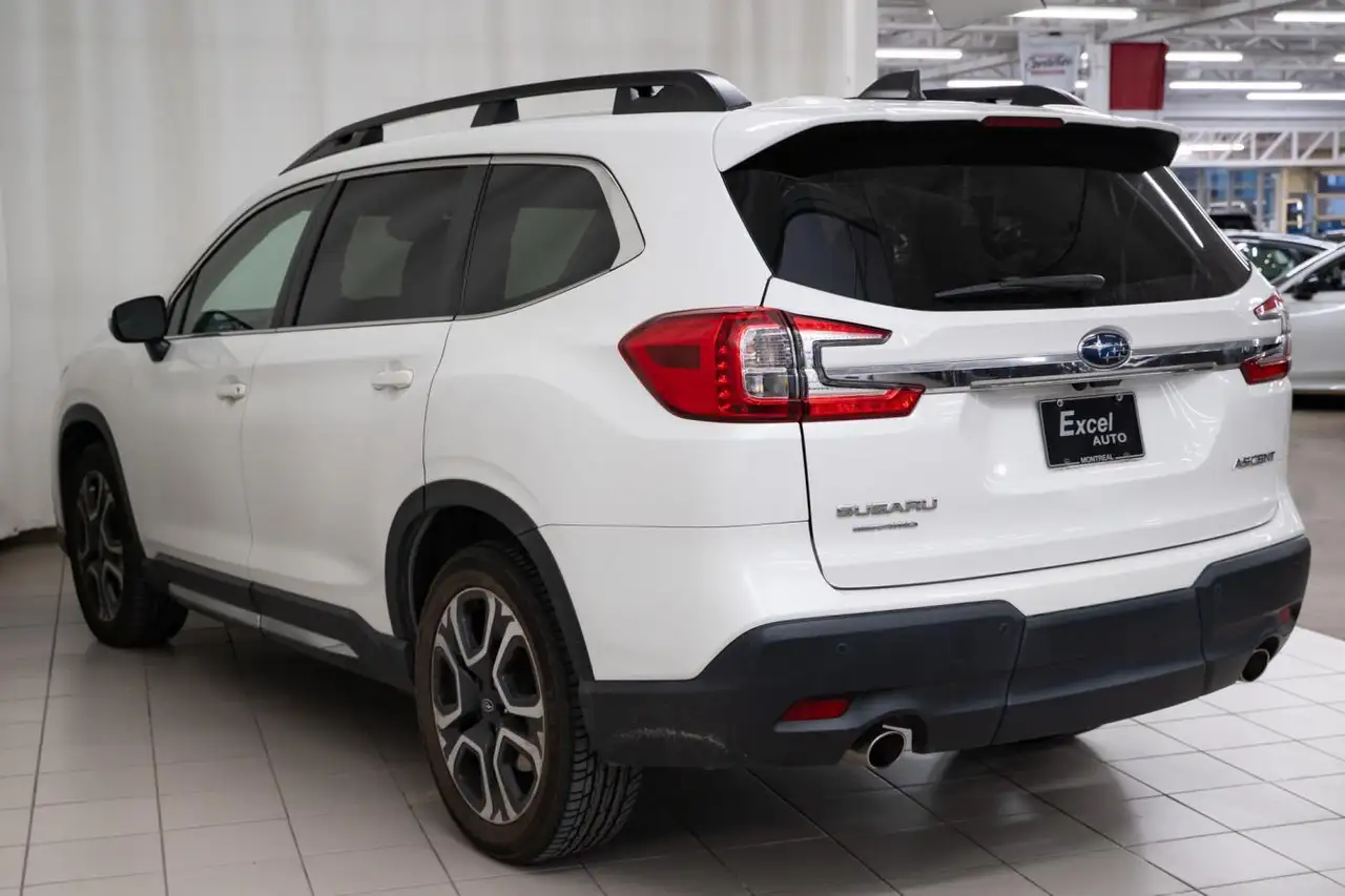 Subaru Ascent photo Subaru Ascent