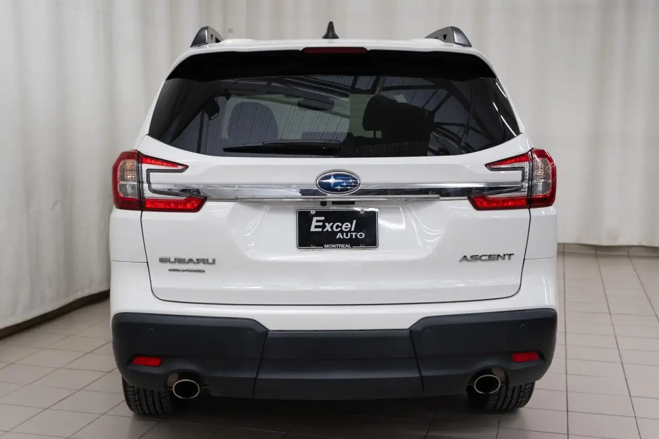 Subaru Ascent photo Subaru Ascent