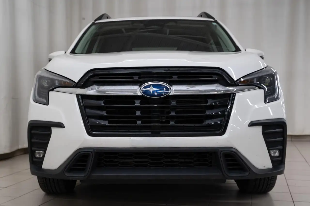 Subaru Ascent photo Subaru Ascent