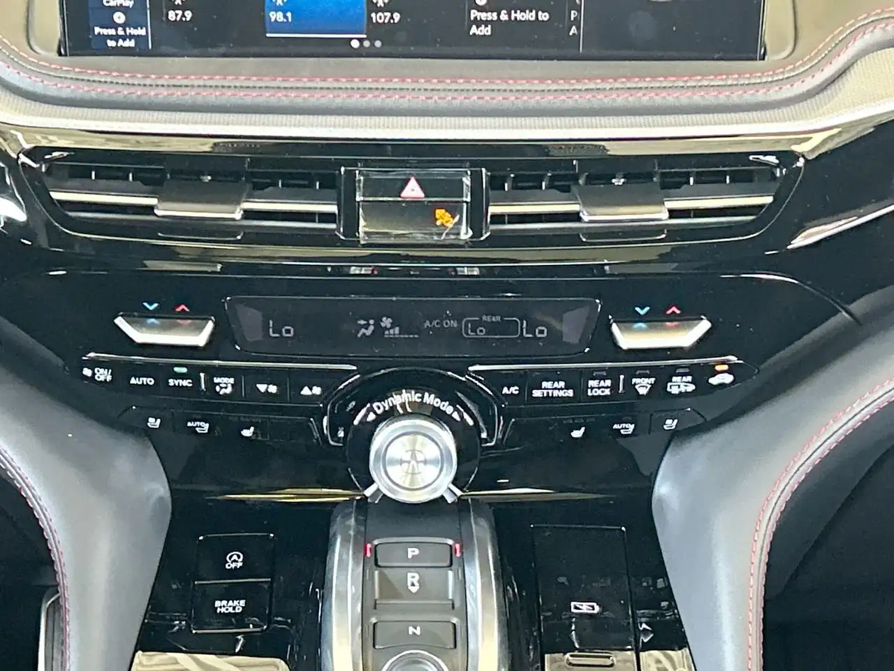 Acura MDX снимка Acura MDX