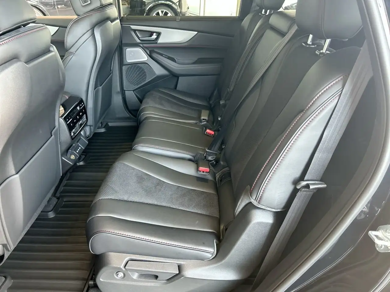 Acura MDX снимка Acura MDX
