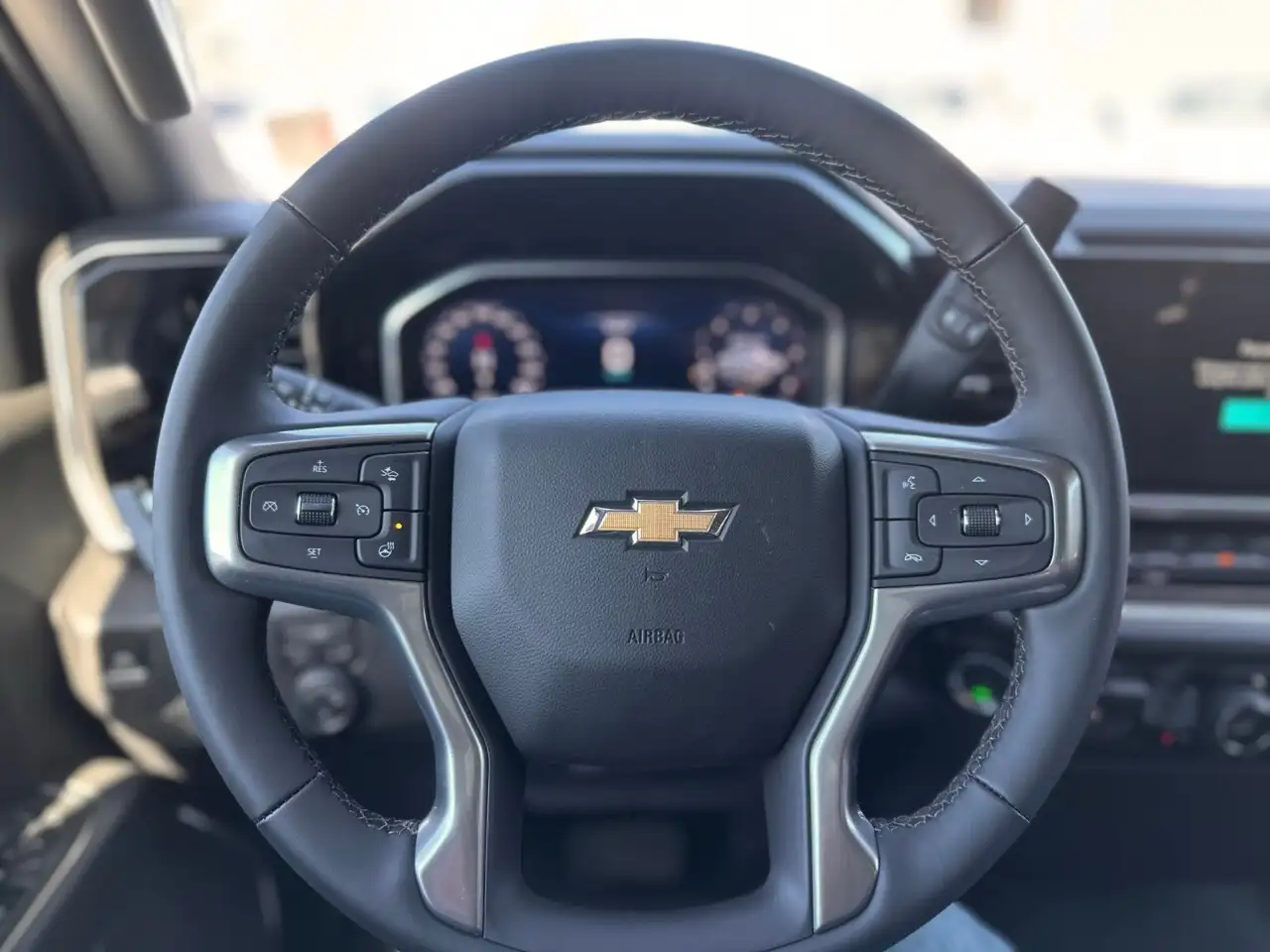 Chevrolet Silverado 1500 снимка Chevrolet Silverado 1500