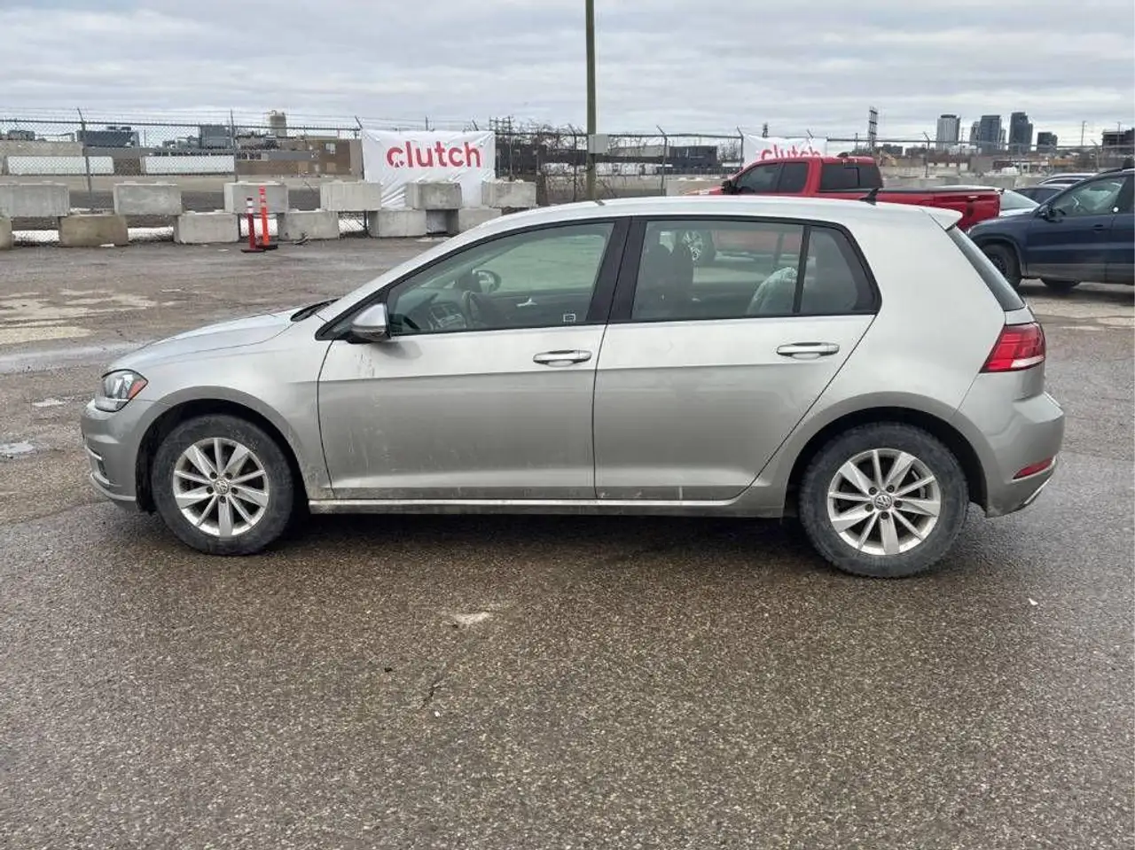 Volkswagen Golf photo Volkswagen Golf