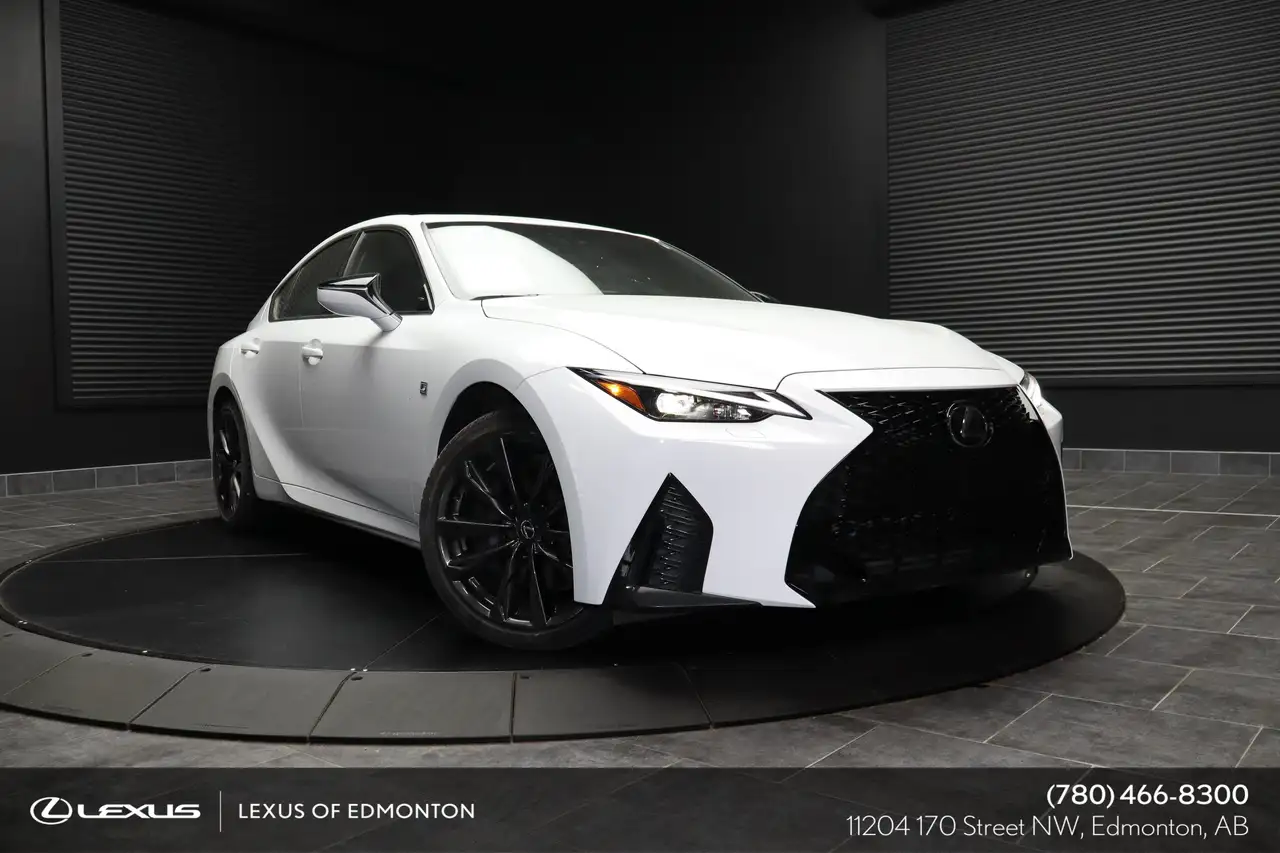 2023 Lexus IS