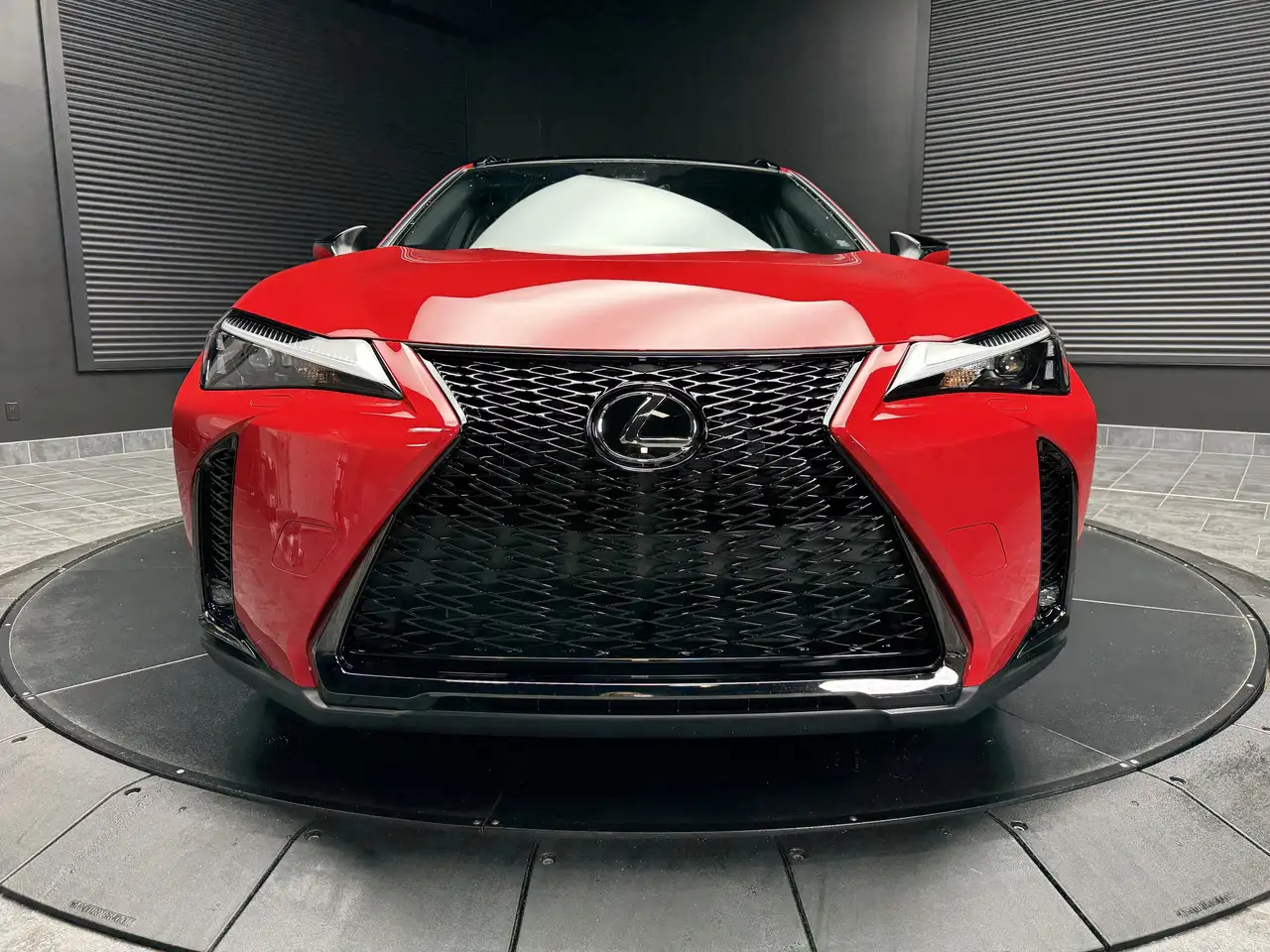 Lexus UX снимка Lexus UX
