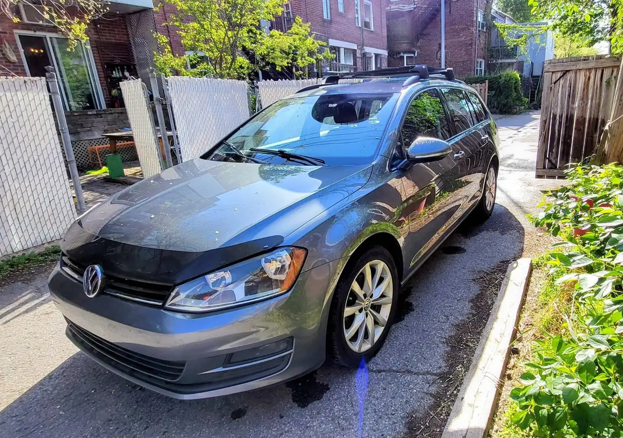 Volkswagen Golf photo Volkswagen Golf