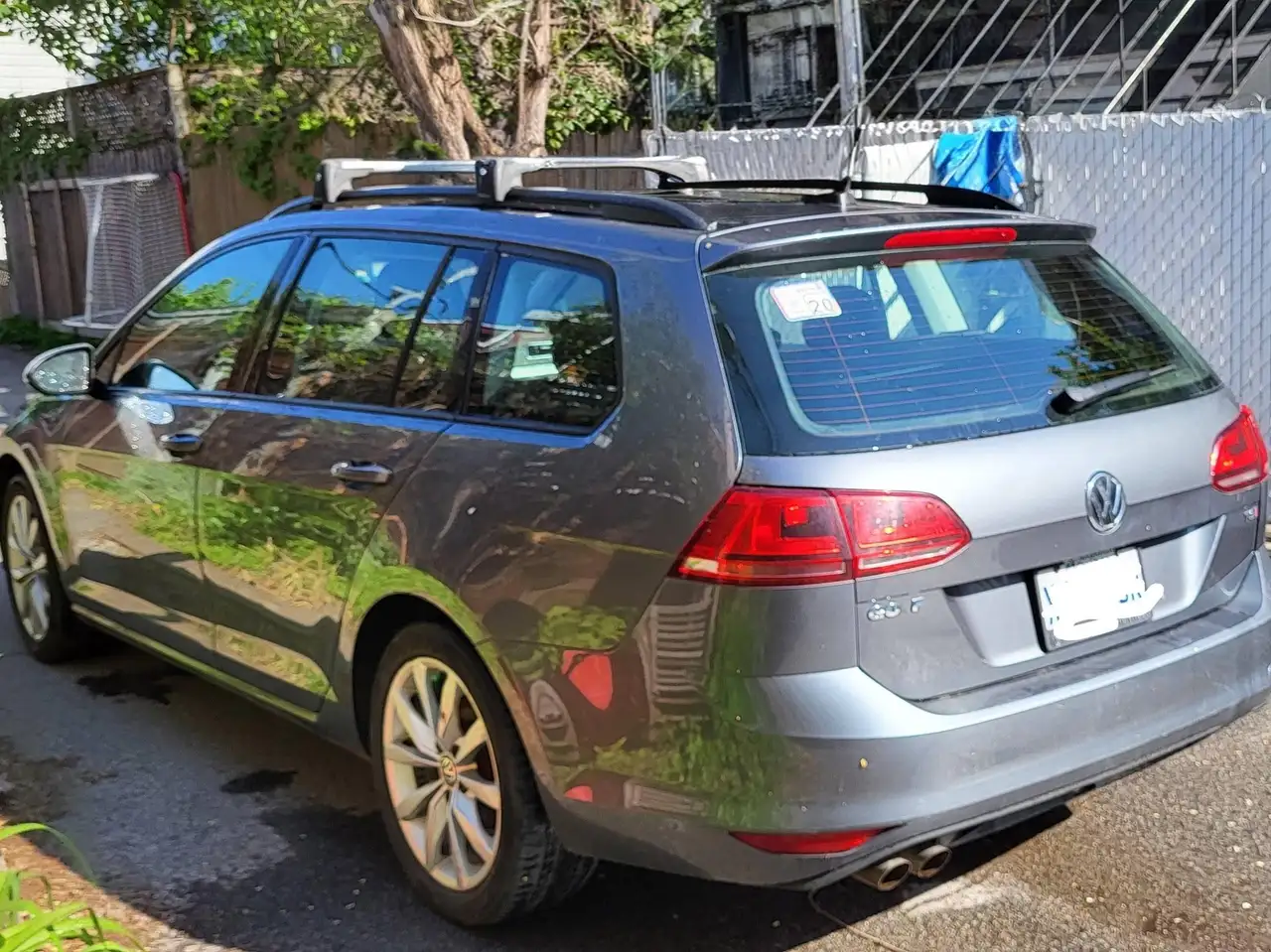 Volkswagen Golf photo Volkswagen Golf