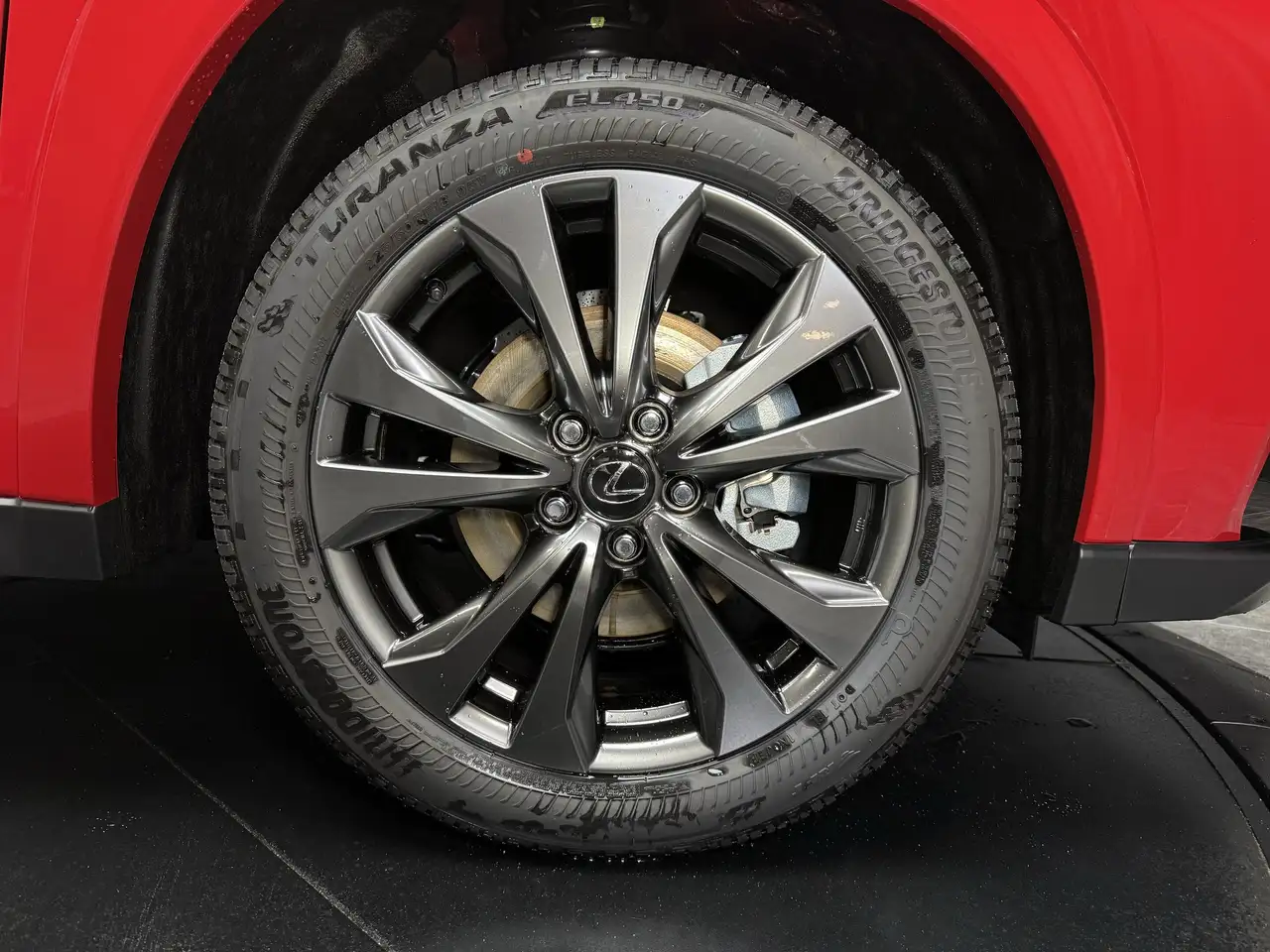 Lexus UX снимка Lexus UX