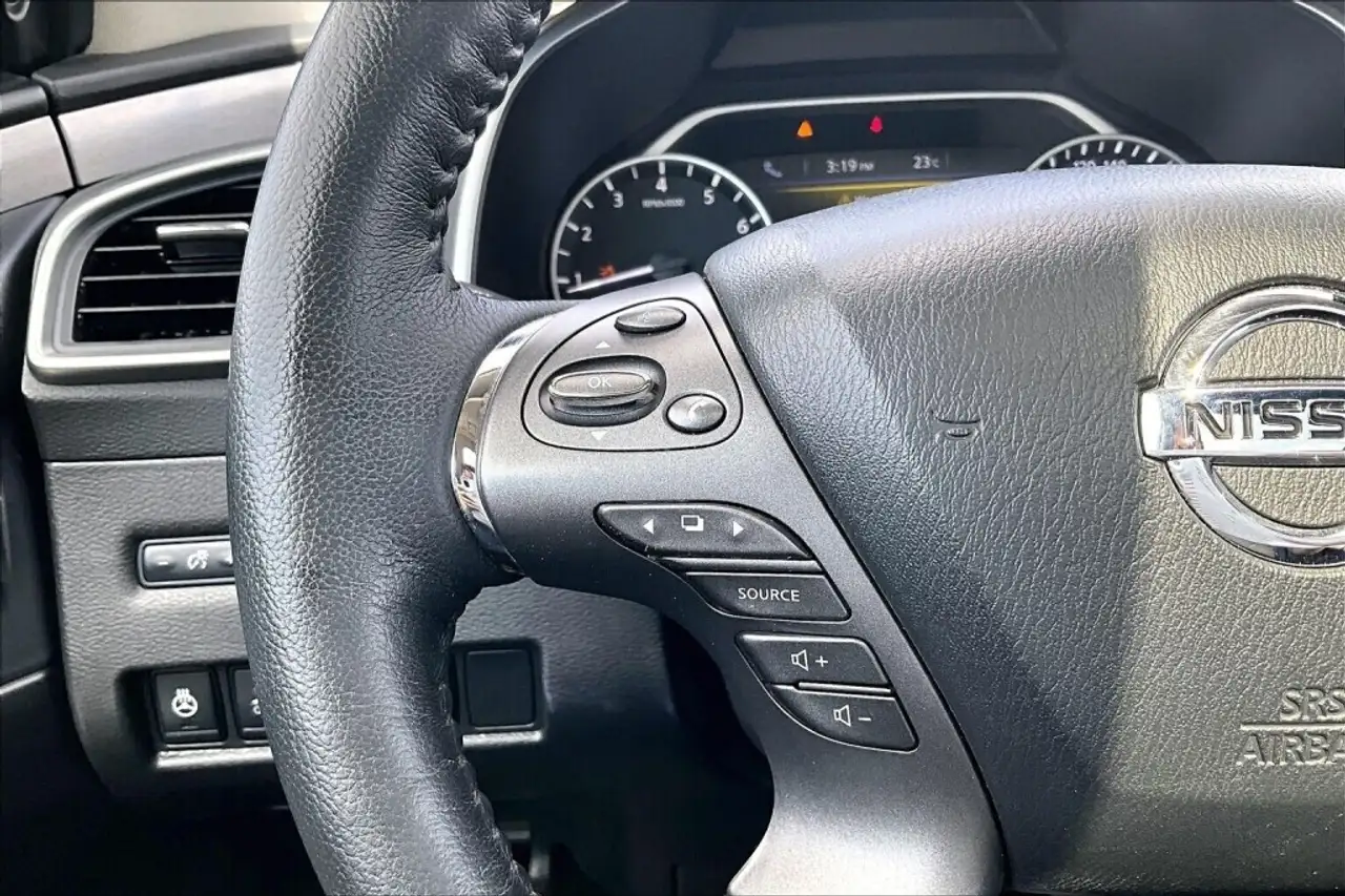 Nissan Murano photo Nissan Murano
