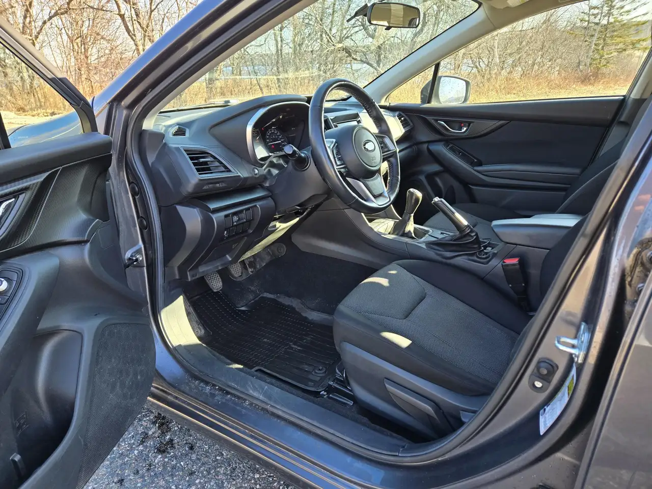 Subaru Impreza снимка Subaru Impreza