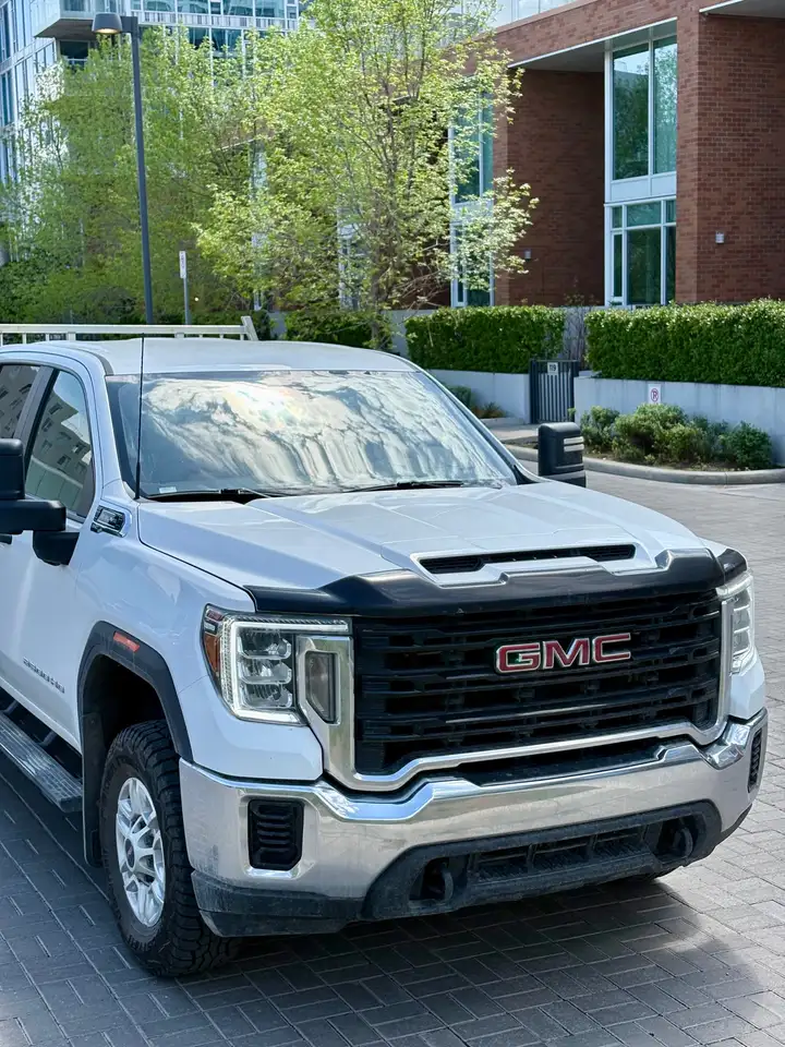 GMC Sierra 2500HD снимка GMC Sierra 2500HD