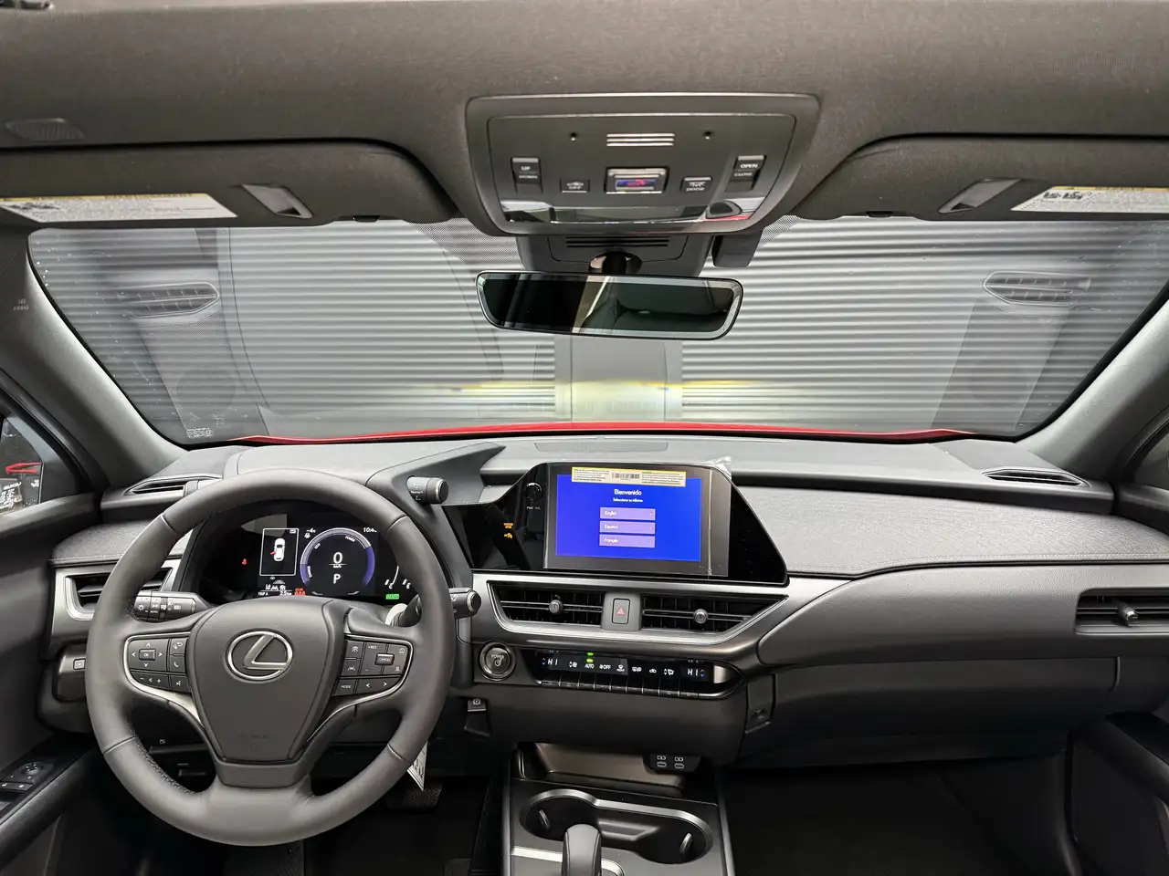 Lexus UX снимка Lexus UX