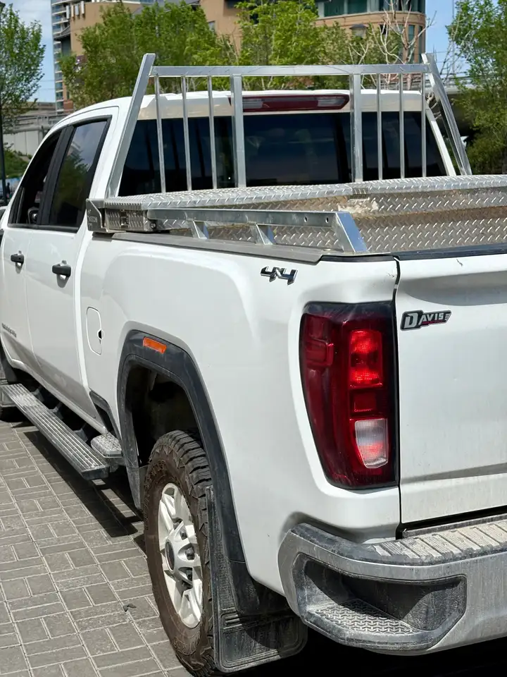 GMC Sierra 2500HD снимка GMC Sierra 2500HD