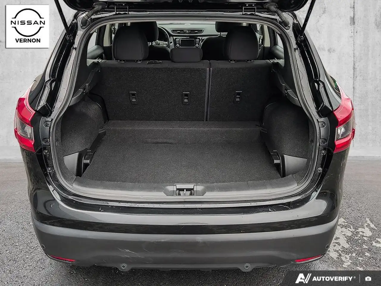 Nissan Qashqai снимка Nissan Qashqai