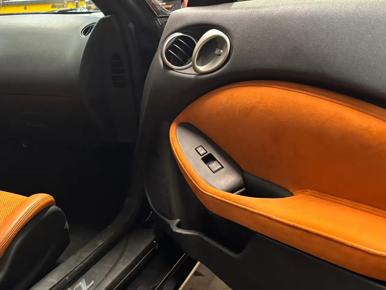 Nissan 370Z снимка Nissan 370Z