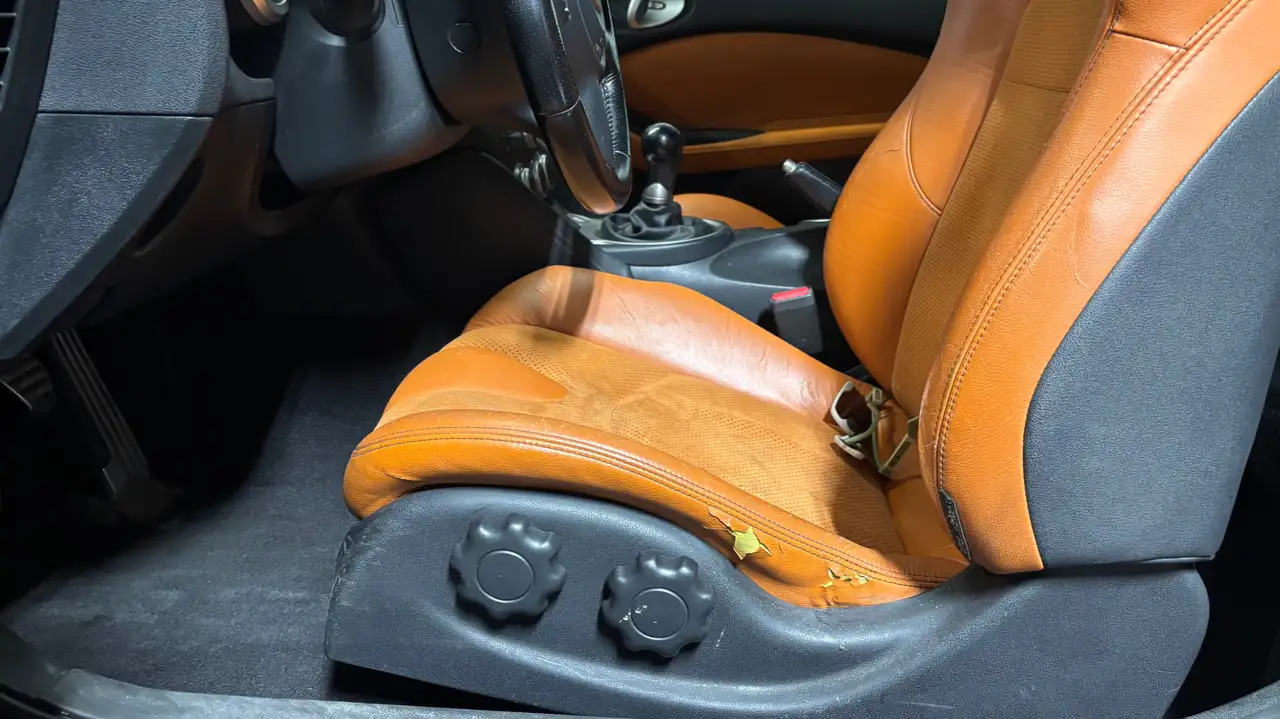 Nissan 370Z снимка Nissan 370Z