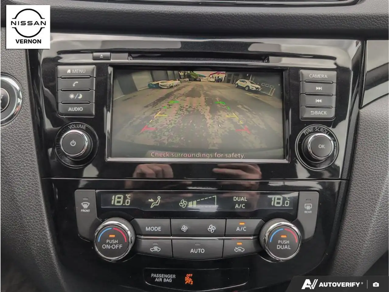 Nissan Qashqai снимка Nissan Qashqai