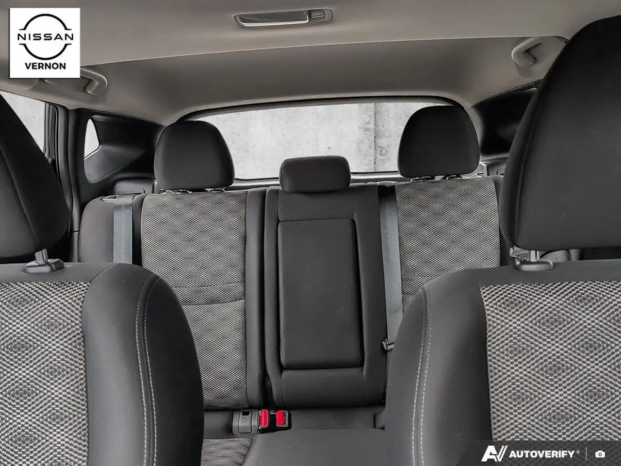 Nissan Qashqai снимка Nissan Qashqai
