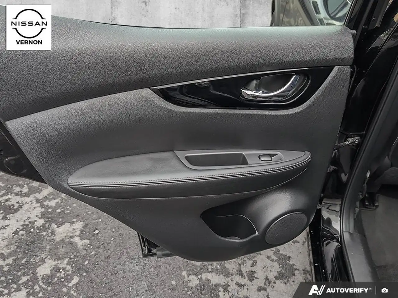 Nissan Qashqai снимка Nissan Qashqai
