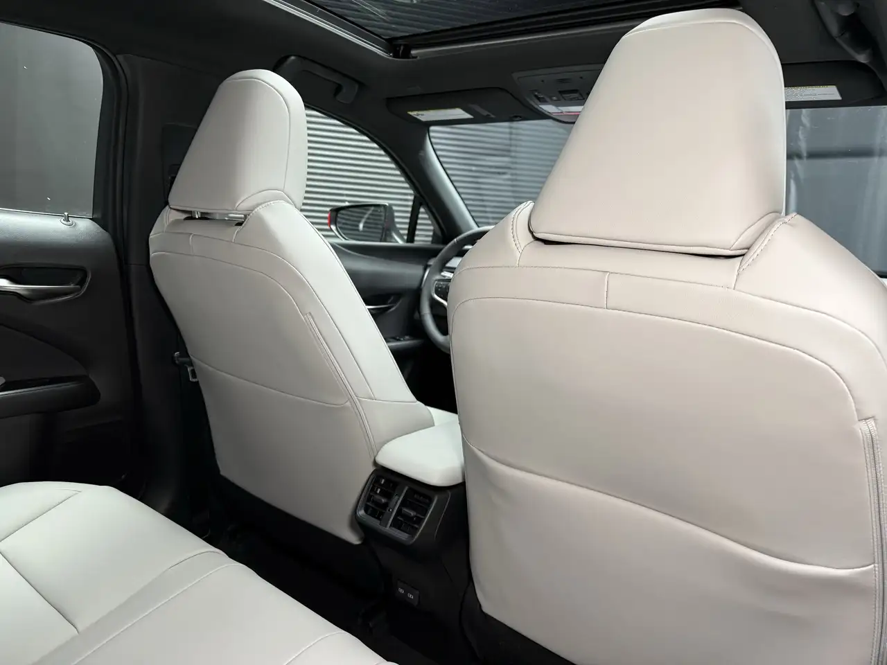 Lexus UX снимка Lexus UX