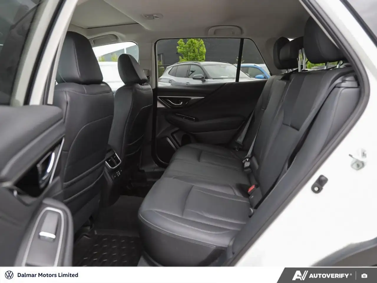 Subaru OUTBACK fotografie Subaru OUTBACK