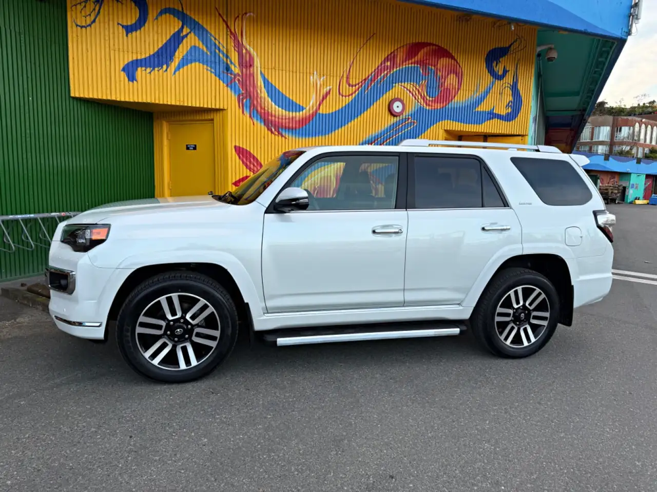 Toyota 4-Runner снимка Toyota 4-Runner