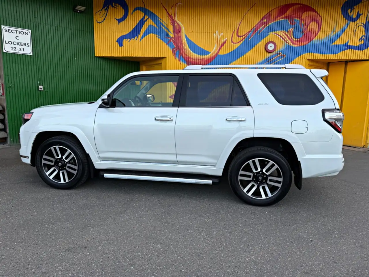 Toyota 4-Runner снимка Toyota 4-Runner