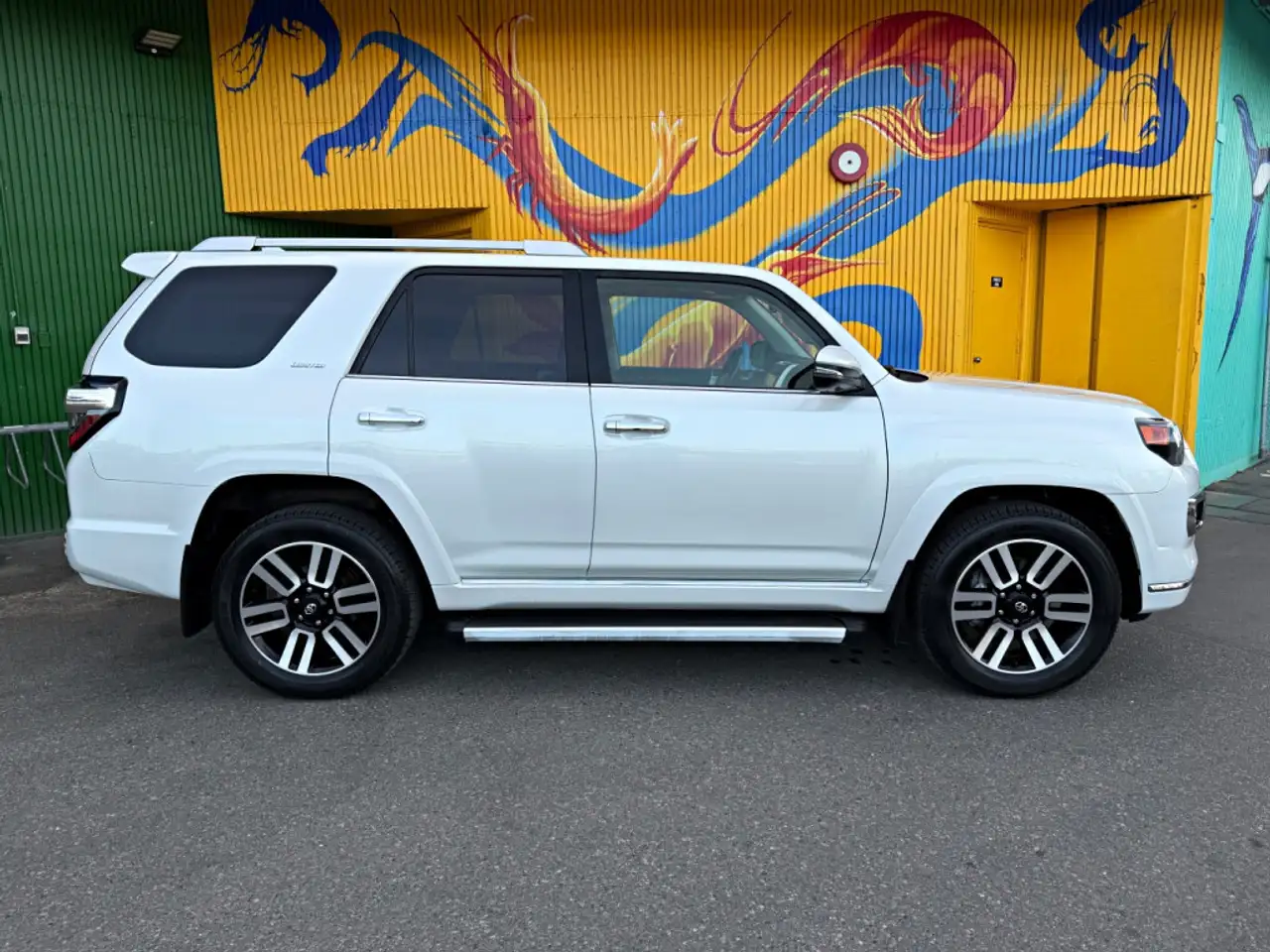 Toyota 4-Runner снимка Toyota 4-Runner