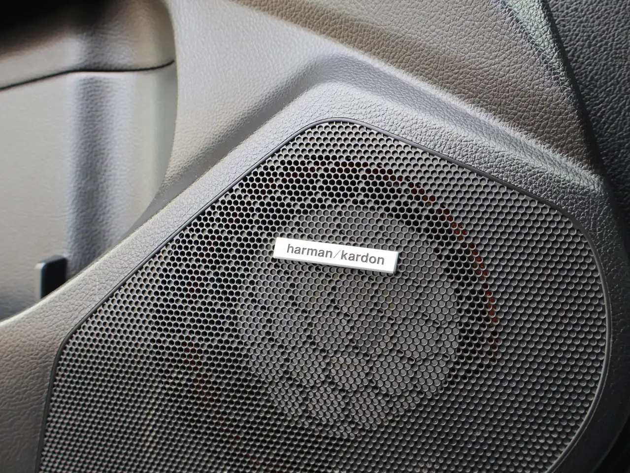 Subaru WRX photo Subaru WRX