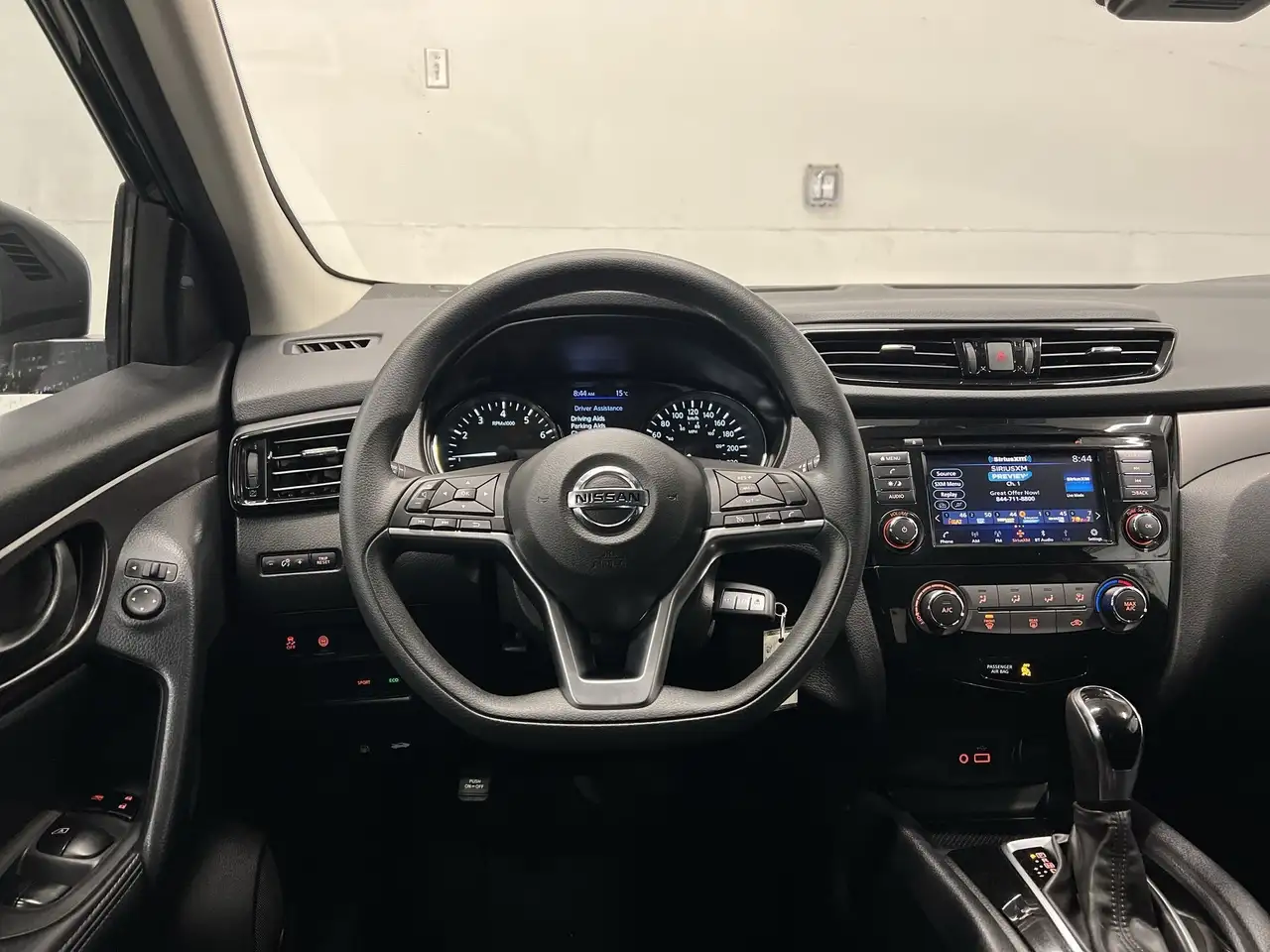 Nissan Qashqai снимка Nissan Qashqai